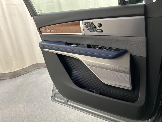 new 2026 Cadillac VISTIQ car, priced at $93,590