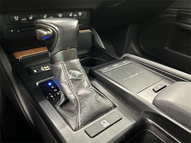 used 2019 Lexus ES 350 car, priced at $26,994