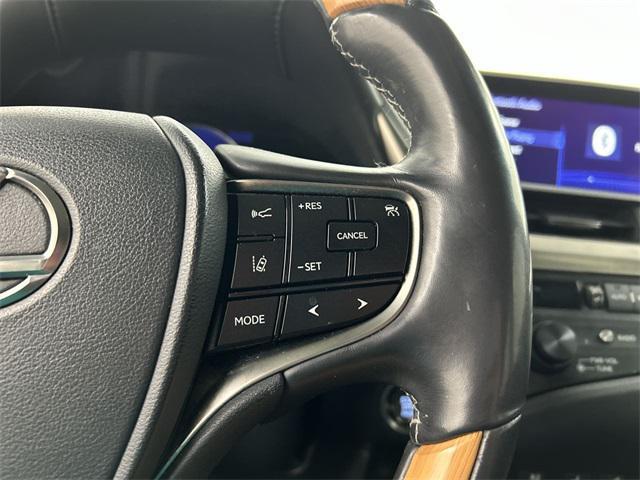 used 2019 Lexus ES 350 car, priced at $26,994