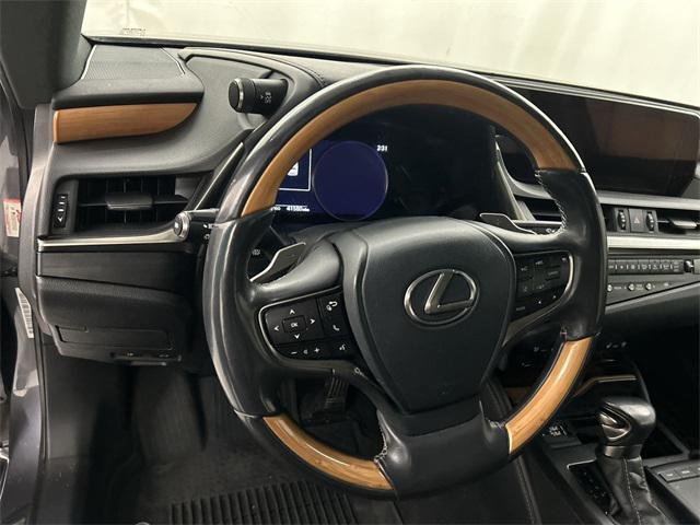 used 2019 Lexus ES 350 car, priced at $26,994