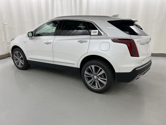 new 2025 Cadillac XT5 car, priced at $54,215