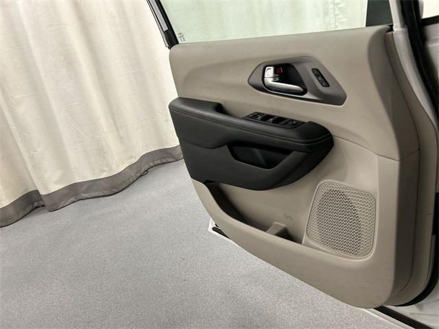 used 2023 Chrysler Pacifica car, priced at $22,952