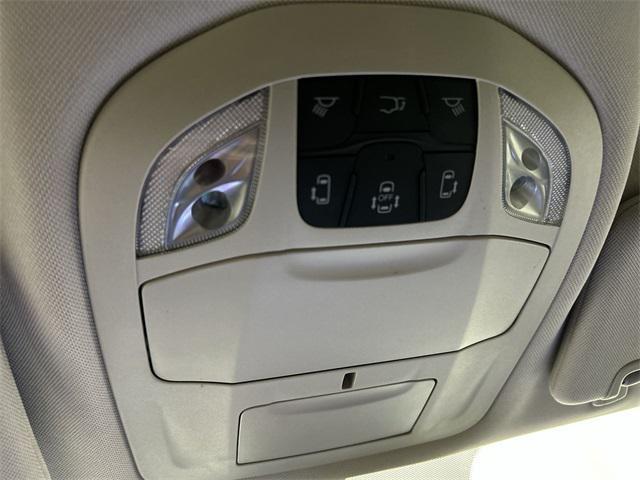 used 2023 Chrysler Pacifica car, priced at $22,952