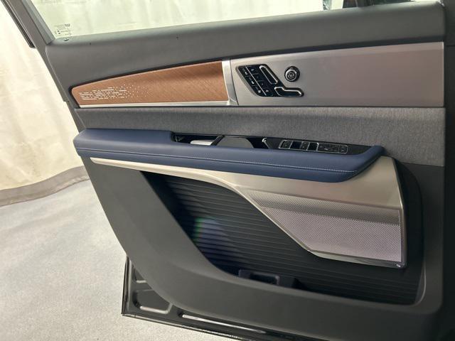 new 2026 Cadillac VISTIQ car, priced at $94,215