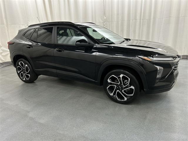 used 2025 Chevrolet Trax car, priced at $23,970