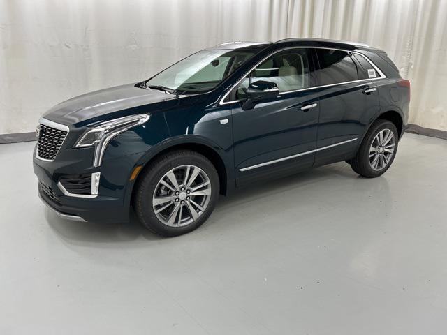 new 2025 Cadillac XT5 car, priced at $59,390