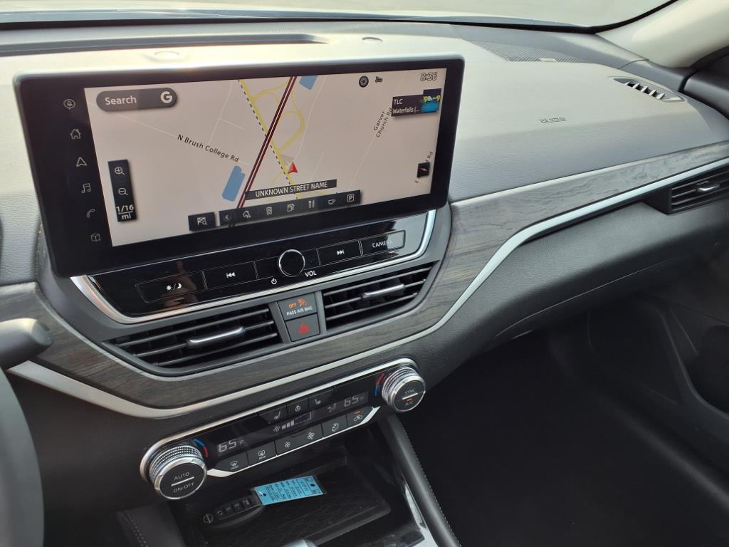 used 2024 Nissan Altima car, priced at $30,977