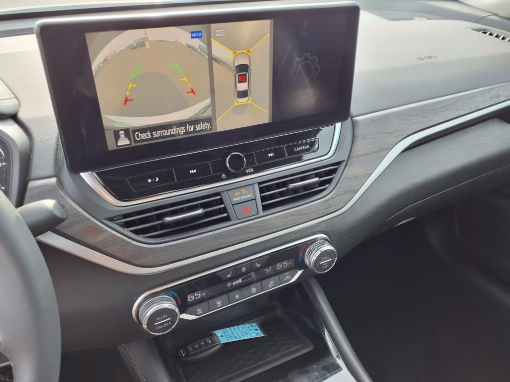 used 2024 Nissan Altima car, priced at $30,977