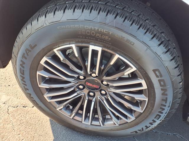 new 2025 GMC Yukon car, priced at $76,240