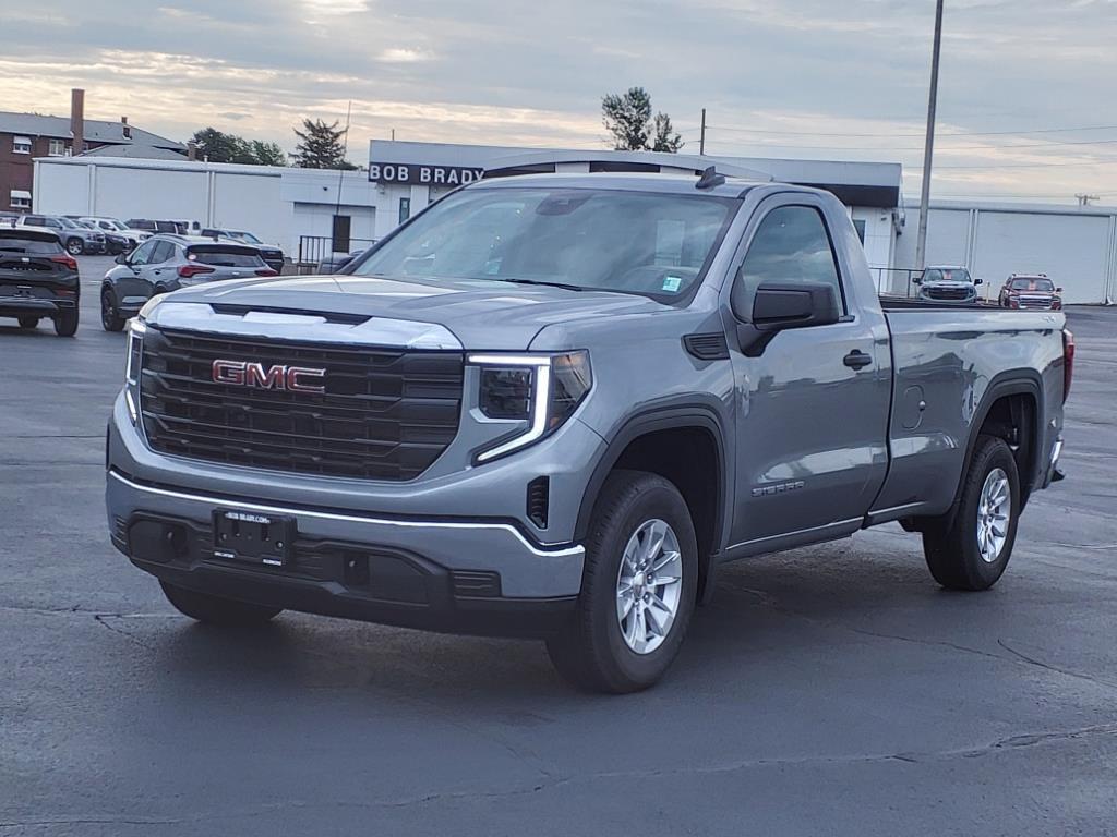 new 2024 GMC Sierra 1500 car, priced at $44,210