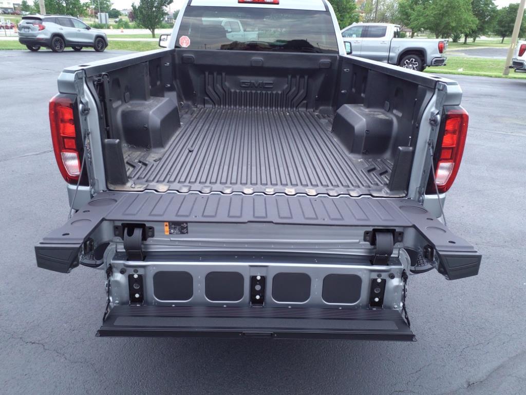 new 2024 GMC Sierra 1500 car, priced at $44,210
