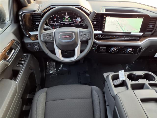 new 2025 GMC Sierra 1500 car, priced at $48,035
