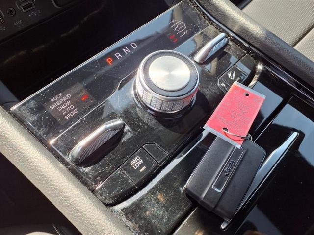 used 2024 Jeep Grand Cherokee car, priced at $50,977