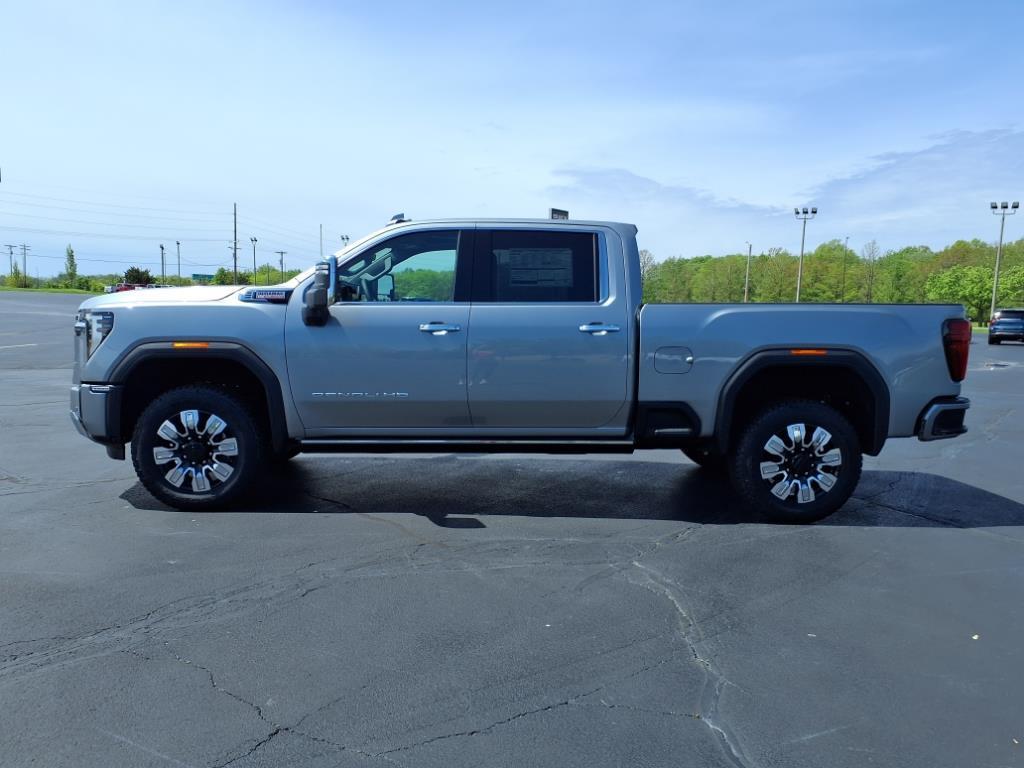 new 2025 GMC Sierra 3500 car, priced at $82,315