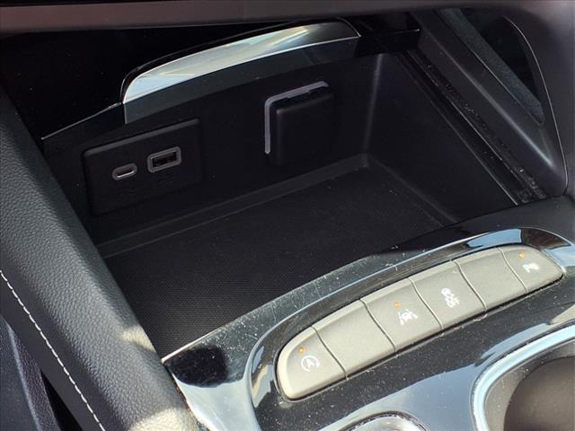 used 2022 Buick Envision car, priced at $27,990
