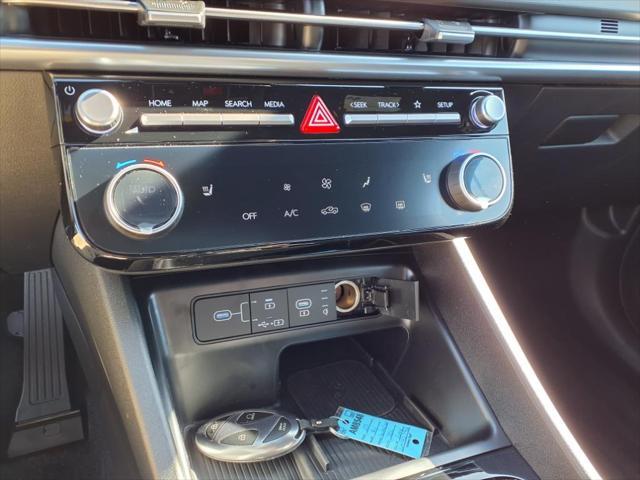 used 2025 Hyundai SANTA CRUZ car, priced at $36,977