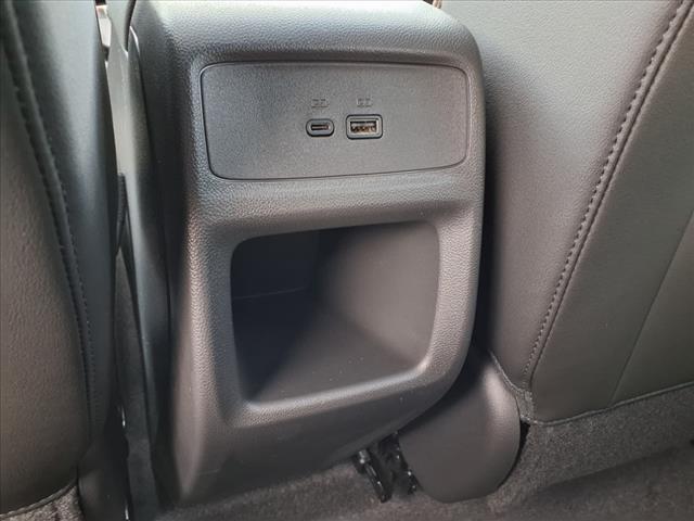 new 2025 Buick Envista car, priced at $31,035