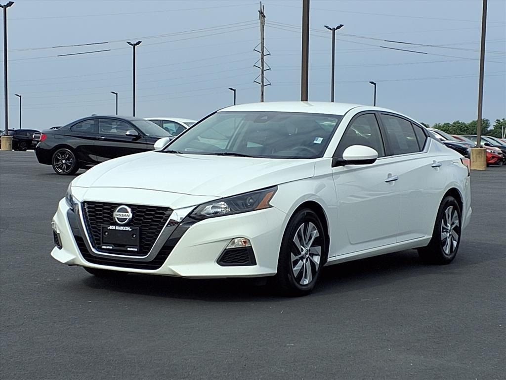 used 2022 Nissan Altima car, priced at $21,977