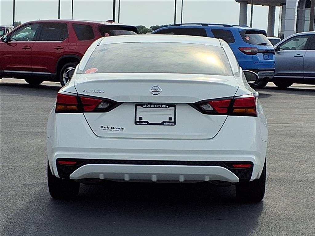 used 2022 Nissan Altima car, priced at $21,977