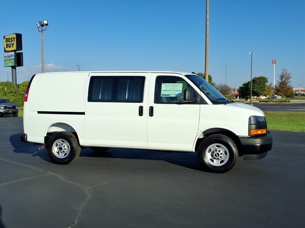 new 2025 GMC Savana 3500 car, priced at $51,383