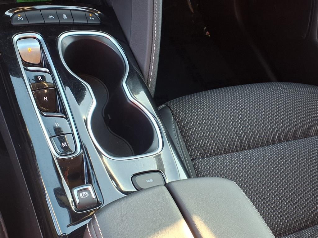 used 2022 Buick Envision car, priced at $27,878