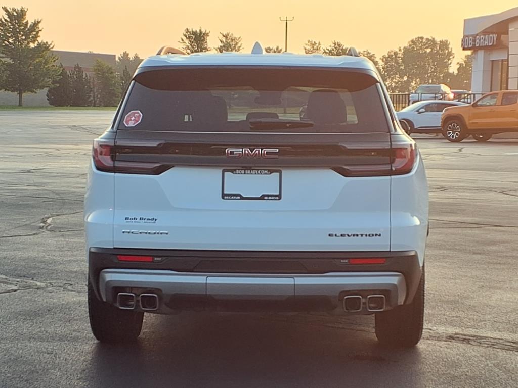 used 2025 GMC Acadia car, priced at $40,990
