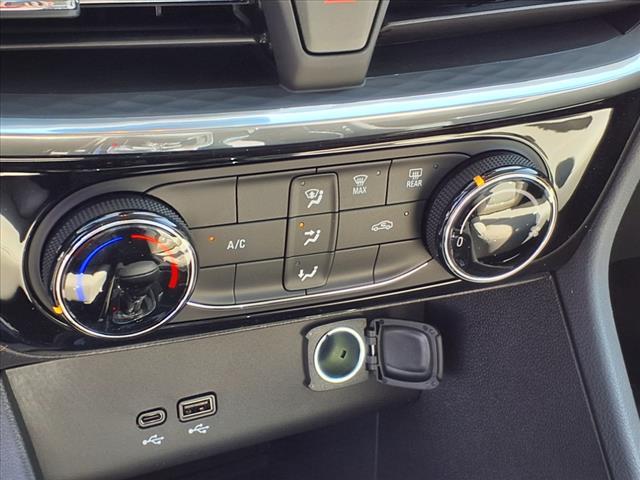 new 2025 Buick Encore GX car, priced at $28,280