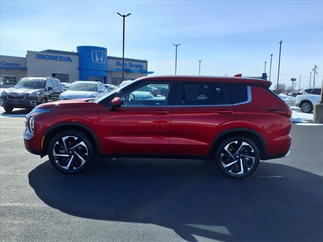 used 2024 Mitsubishi Outlander car, priced at $31,977