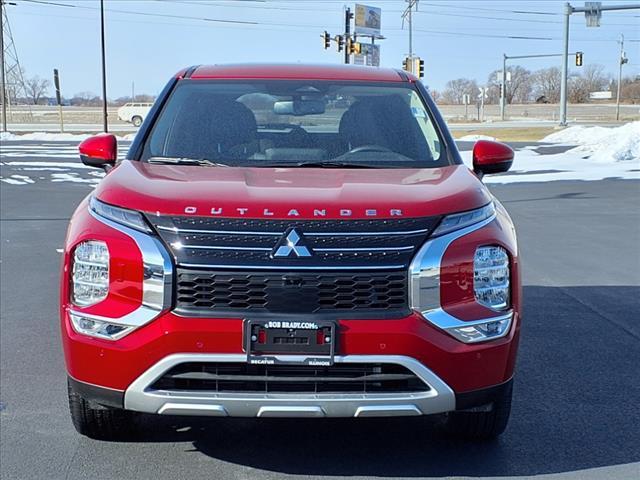 used 2024 Mitsubishi Outlander car, priced at $31,977