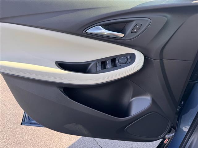 new 2025 Buick Encore GX car, priced at $28,775