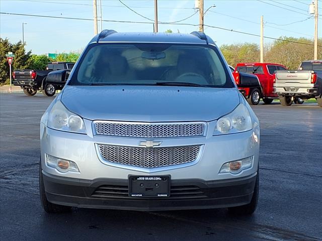 used 2012 Chevrolet Traverse car, priced at $7,989