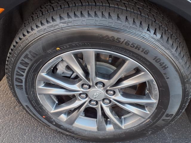 used 2022 Cadillac XT5 car, priced at $35,990