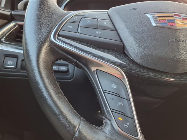 used 2022 Cadillac XT5 car, priced at $35,990