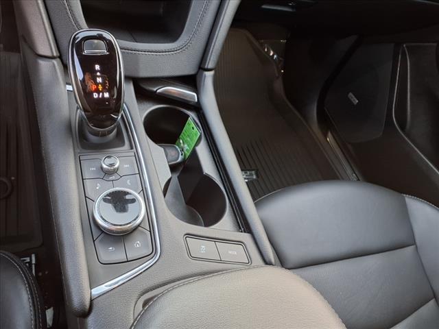 used 2022 Cadillac XT5 car, priced at $35,990