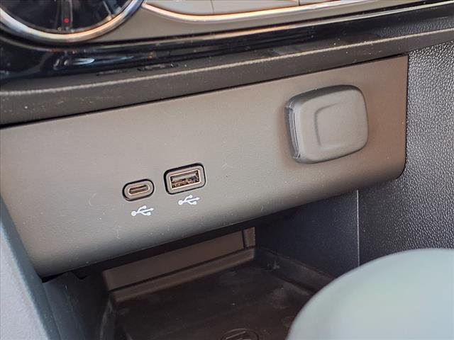 new 2025 Buick Encore GX car, priced at $31,370
