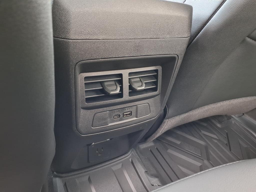 new 2025 GMC Canyon car, priced at $45,615