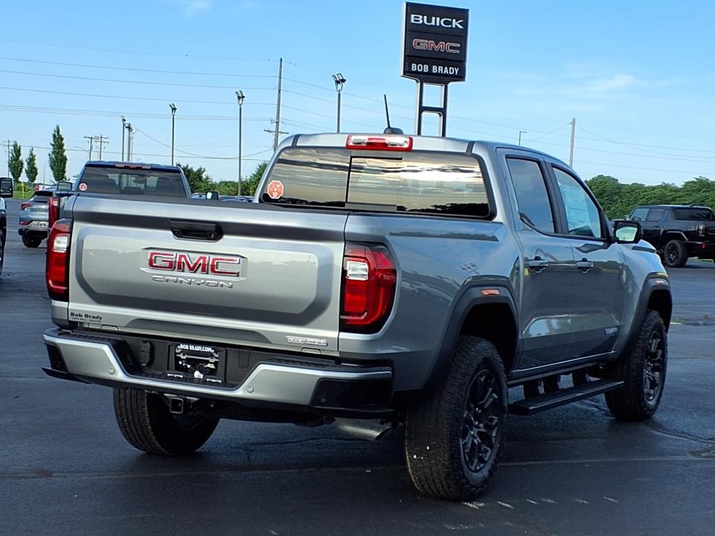 new 2025 GMC Canyon car, priced at $45,615