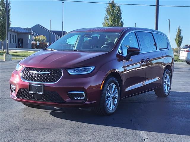 used 2023 Chrysler Pacifica car, priced at $36,990