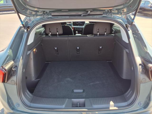 used 2025 Chevrolet Trax car, priced at $24,977