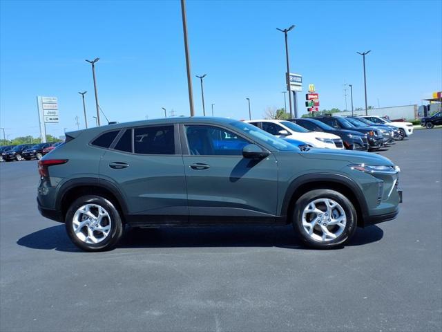 used 2025 Chevrolet Trax car, priced at $24,977