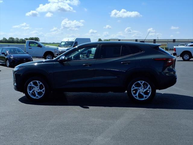 used 2025 Chevrolet Trax car, priced at $24,977