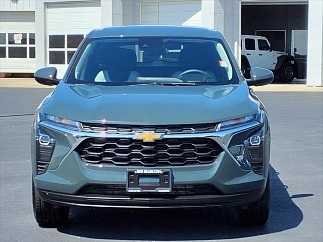 used 2025 Chevrolet Trax car, priced at $24,977