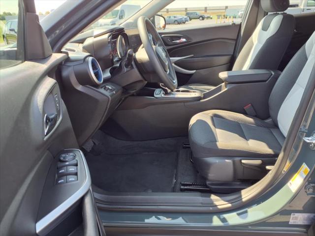 used 2025 Chevrolet Trax car, priced at $24,977