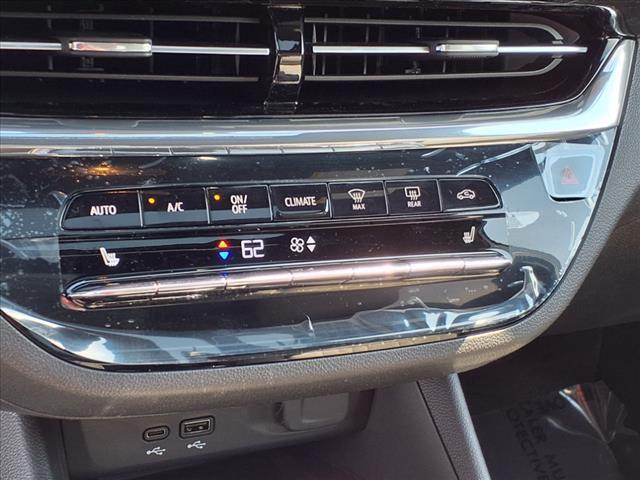 new 2025 Buick Envista car, priced at $31,635