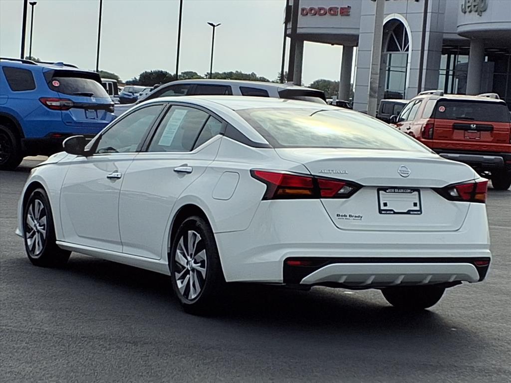 used 2022 Nissan Altima car, priced at $21,977