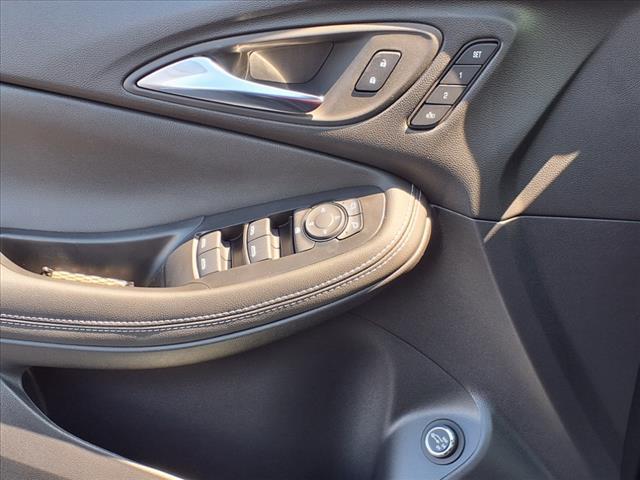 new 2025 Buick Encore GX car, priced at $35,835