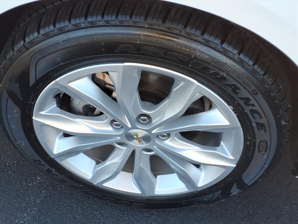 used 2024 Chevrolet Malibu car, priced at $20,977