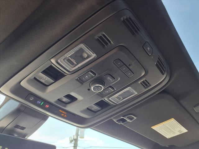 used 2021 GMC Yukon XL car, priced at $49,990