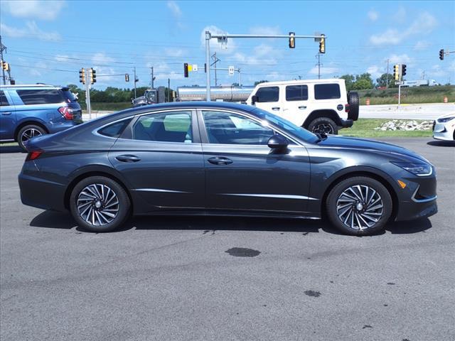 used 2023 Hyundai Sonata Hybrid car, priced at $28,977