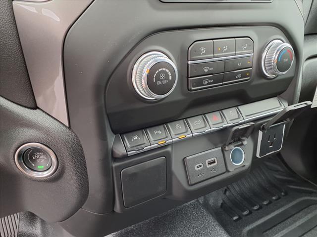 new 2025 GMC Sierra 1500 car, priced at $39,340